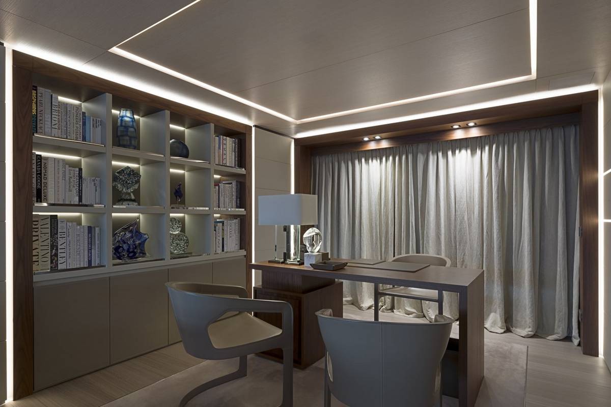 UTOPIA IV yacht