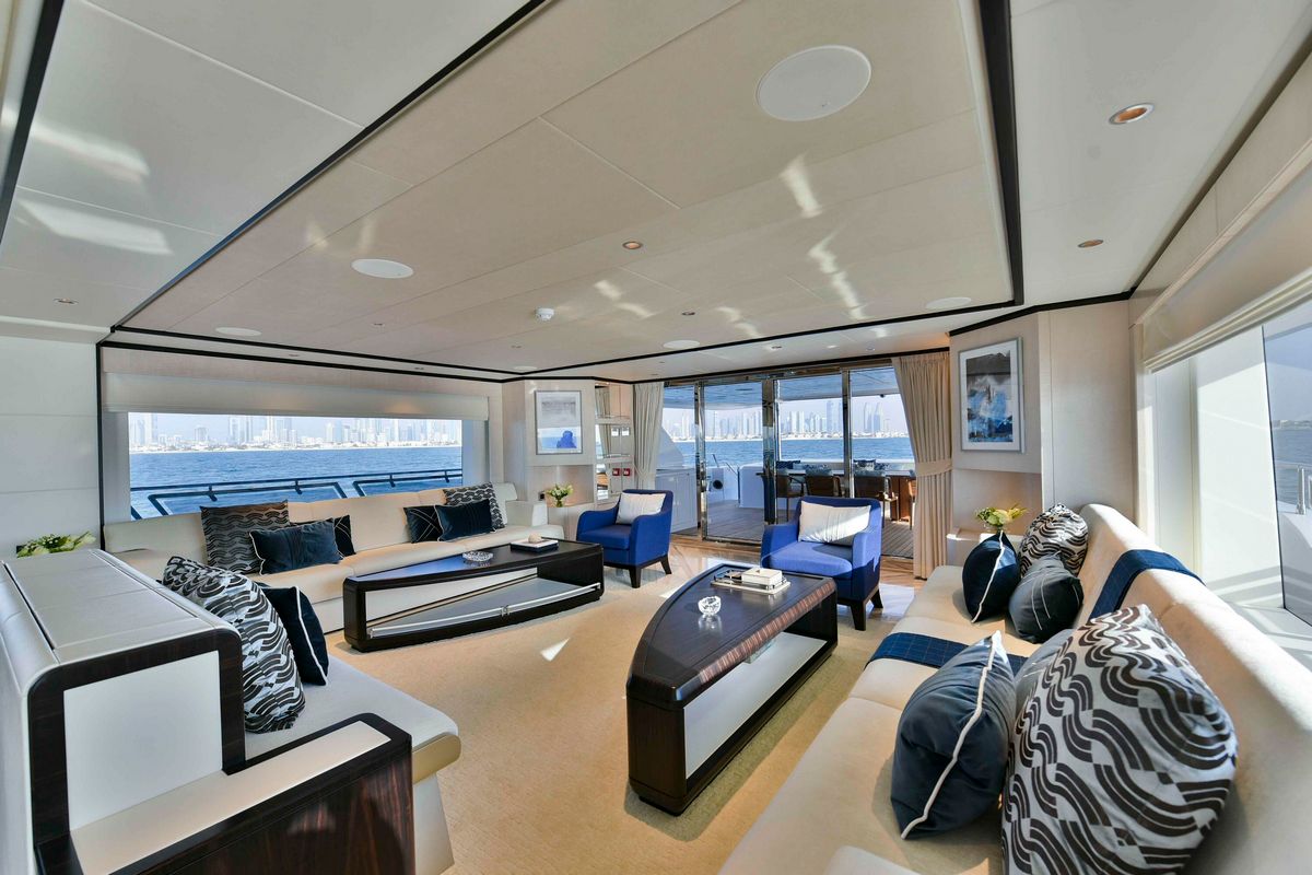 MAJESTY 120 yacht