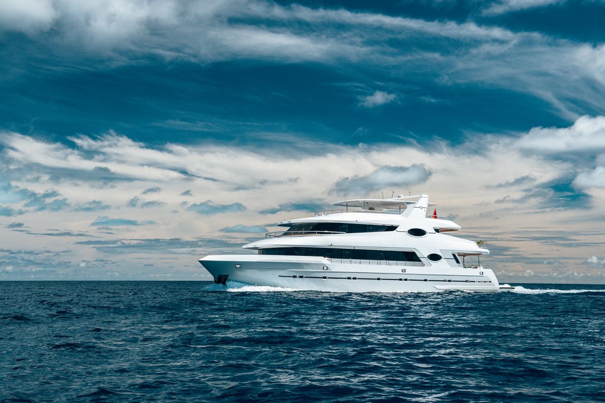 ALICE yacht