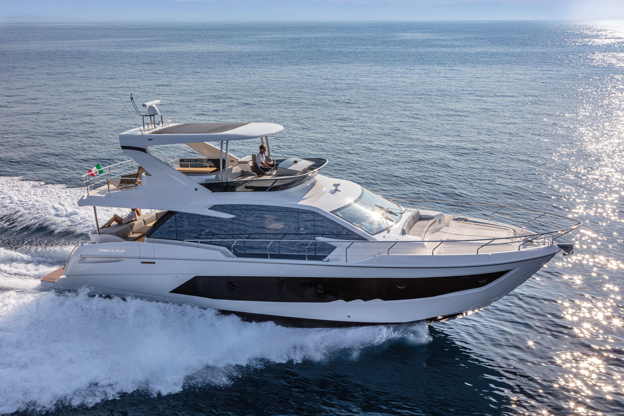 Absolute 62 Fly yacht