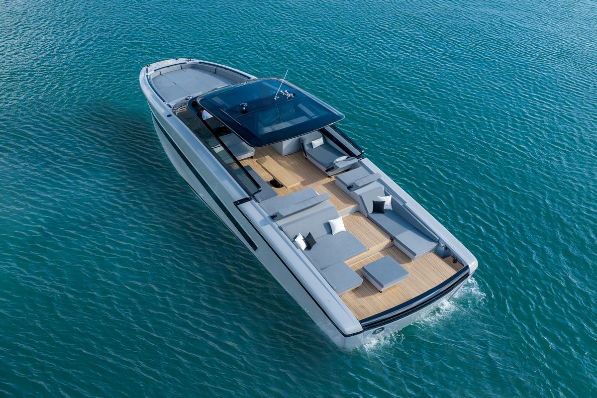 FIART P58 yacht