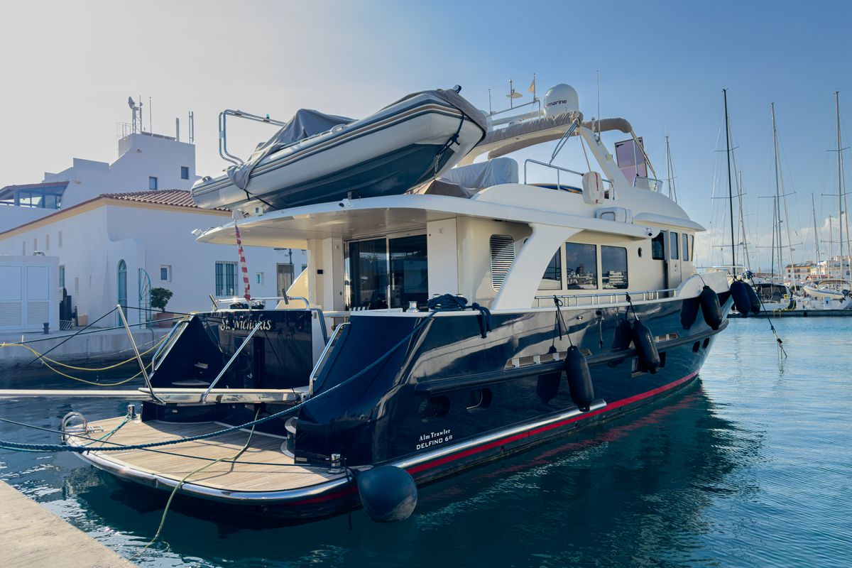 DE ALM DELFINO 60 yacht
