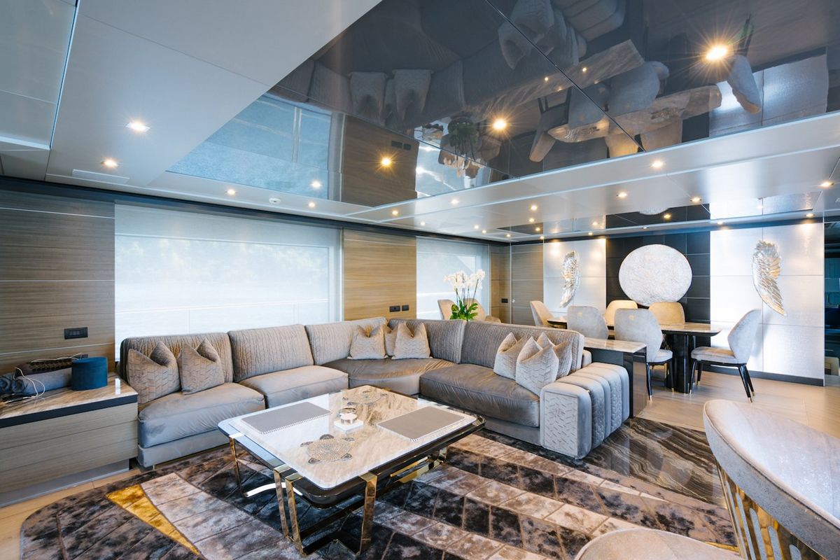 CHARISMA yacht