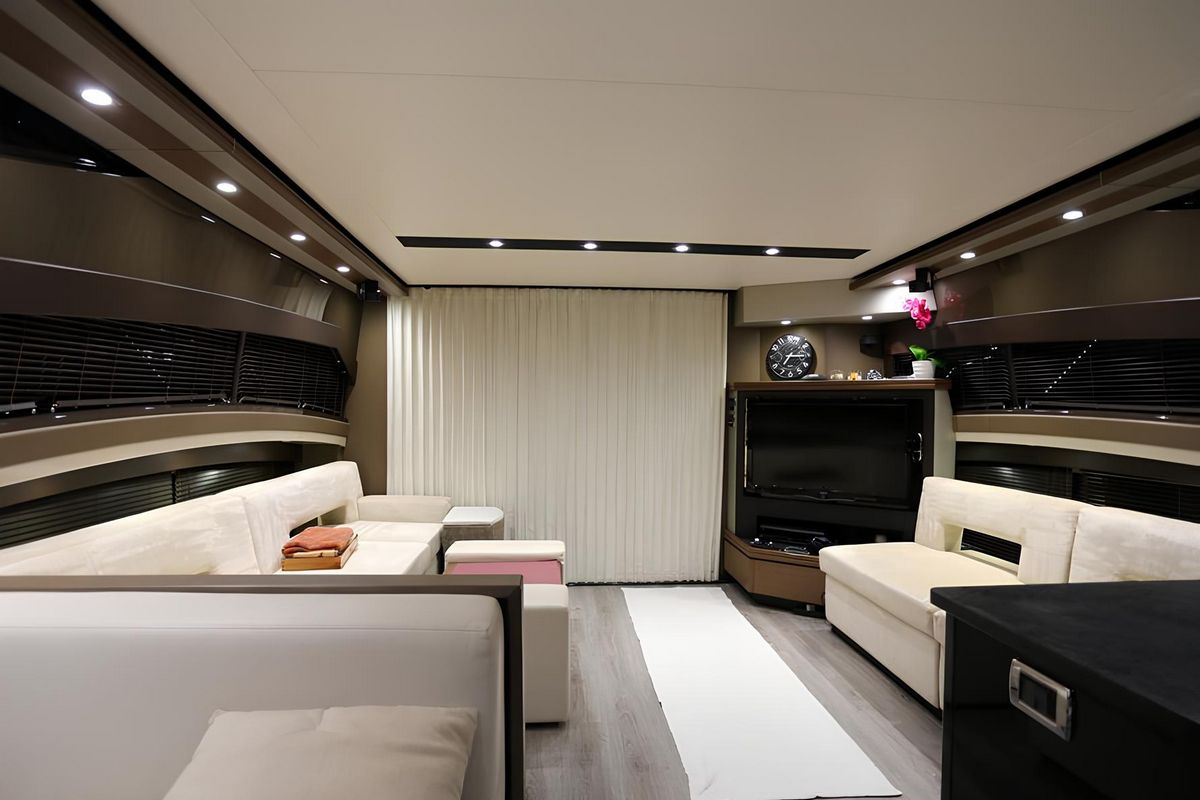 MARQUIS 630 SPORT yacht