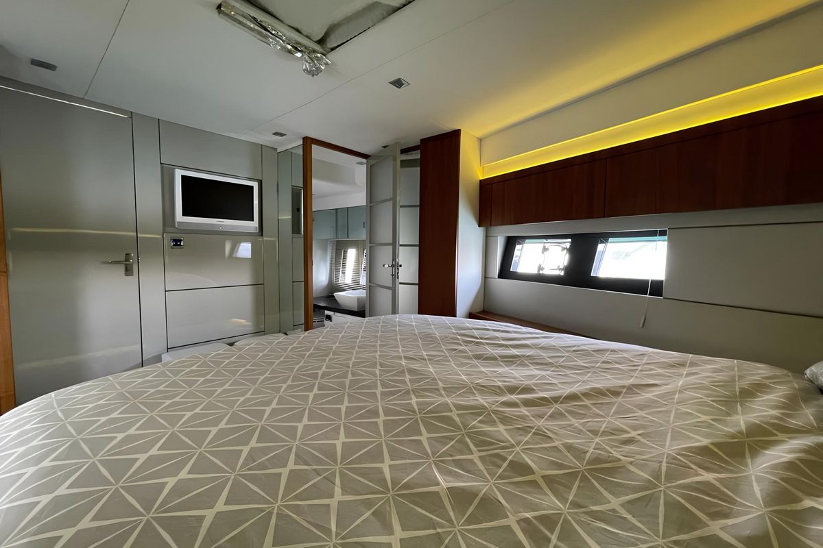 FAIRLINE TARGA 50 GT yacht