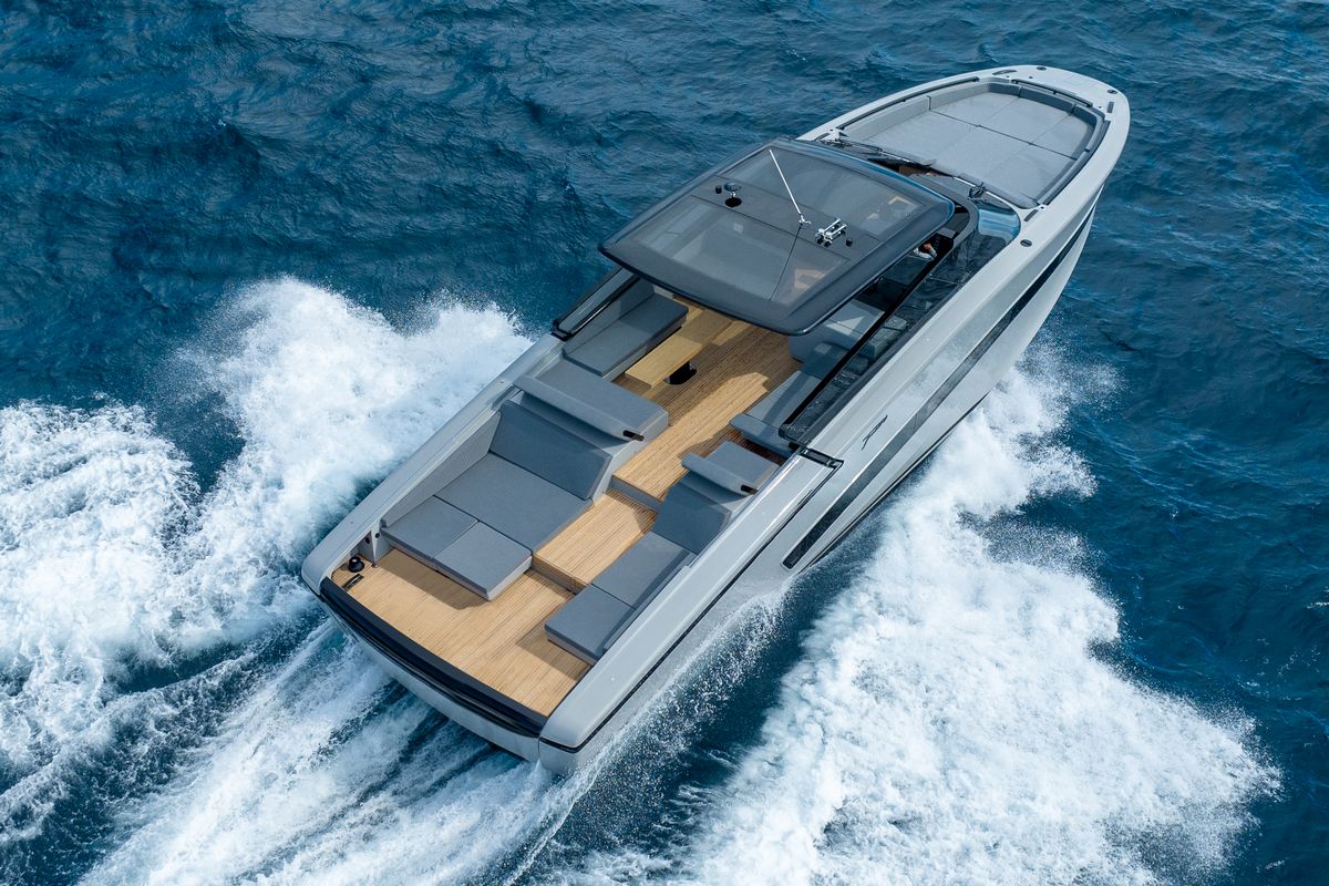 FIART P58 yacht