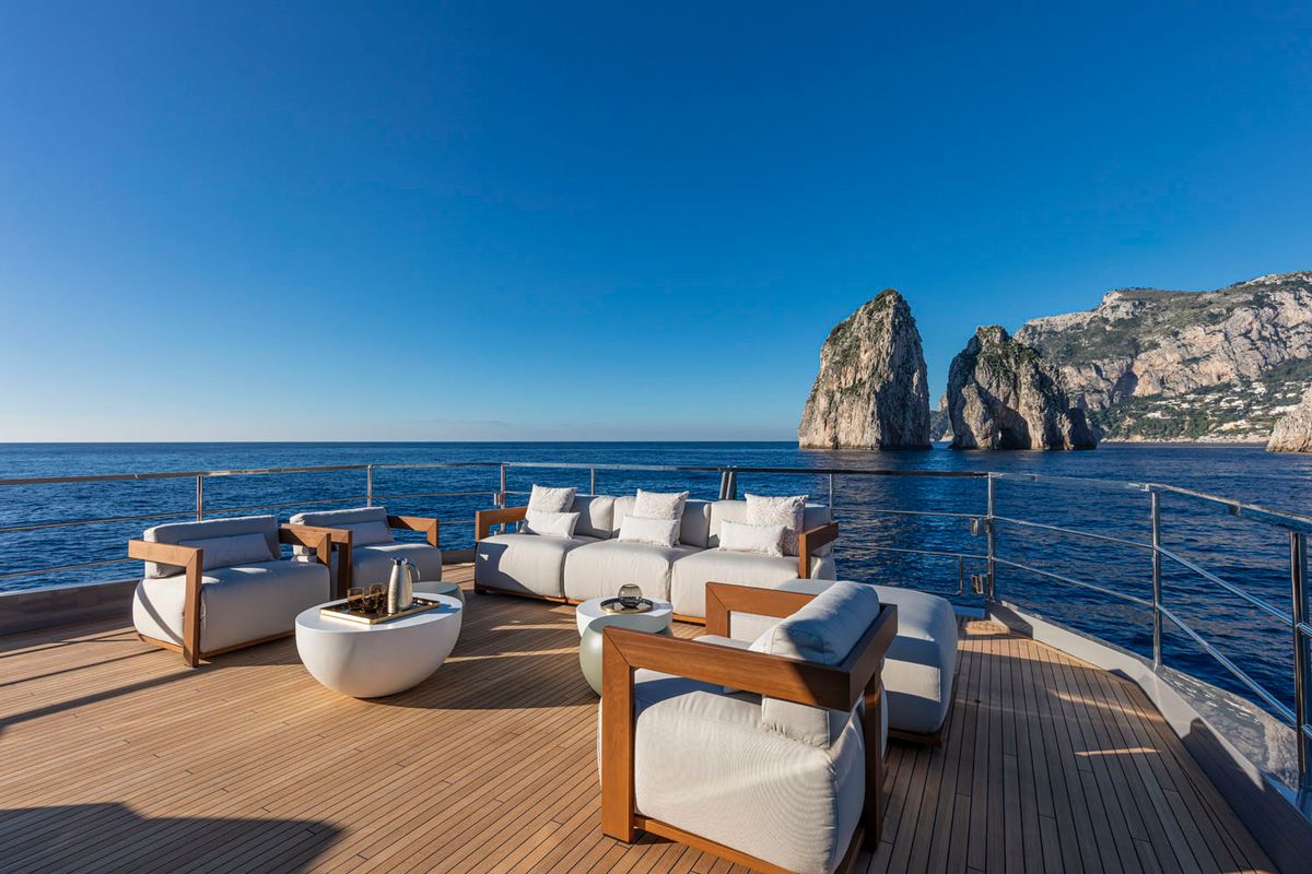 LA CREME yacht