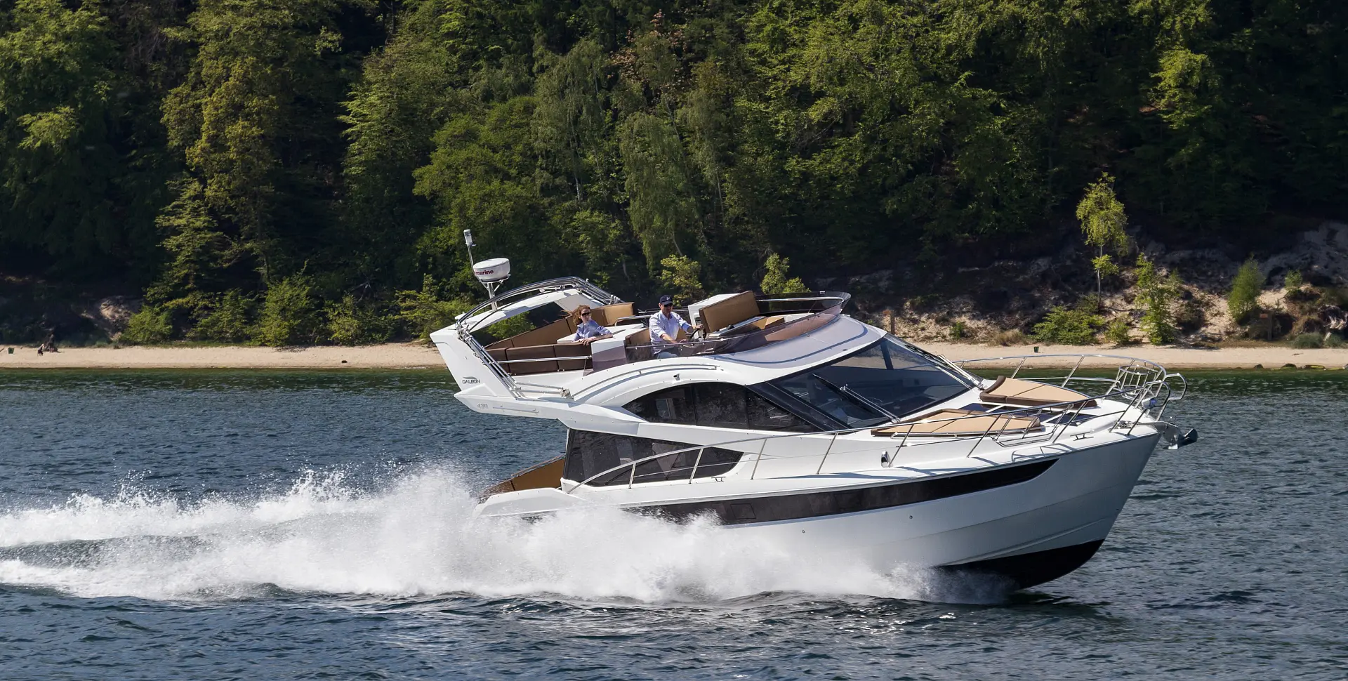 GALEON 420 FLY yacht