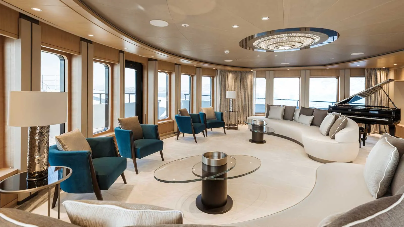 VICTORIOUS yacht