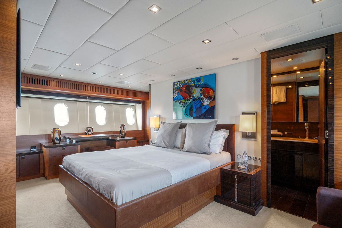ECLAT yacht