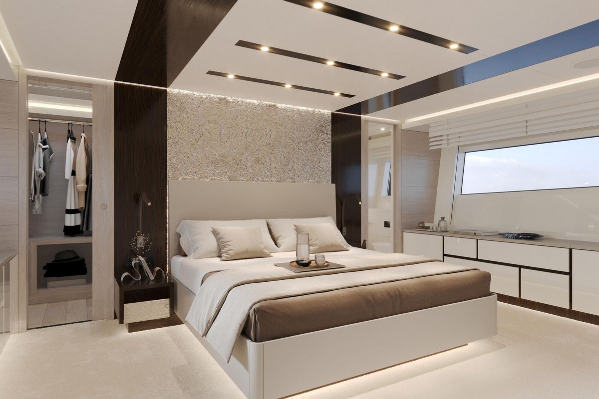 AB 80 yacht