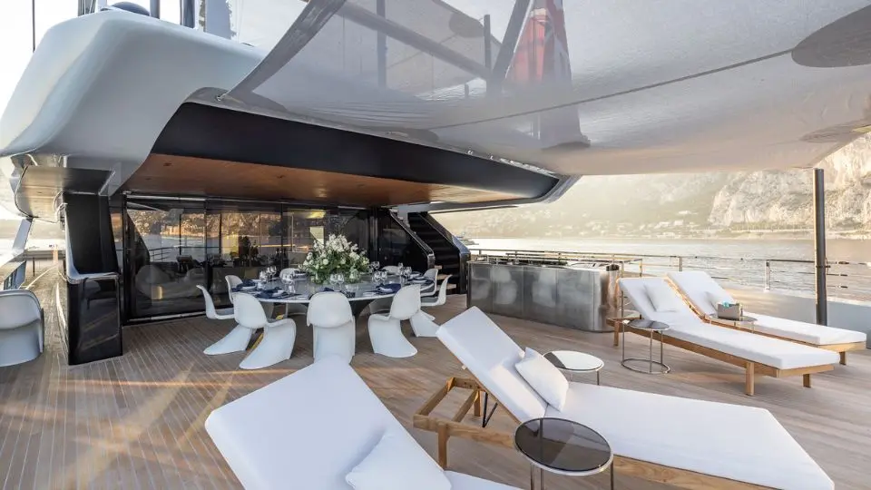 VIRTUOSITY yacht