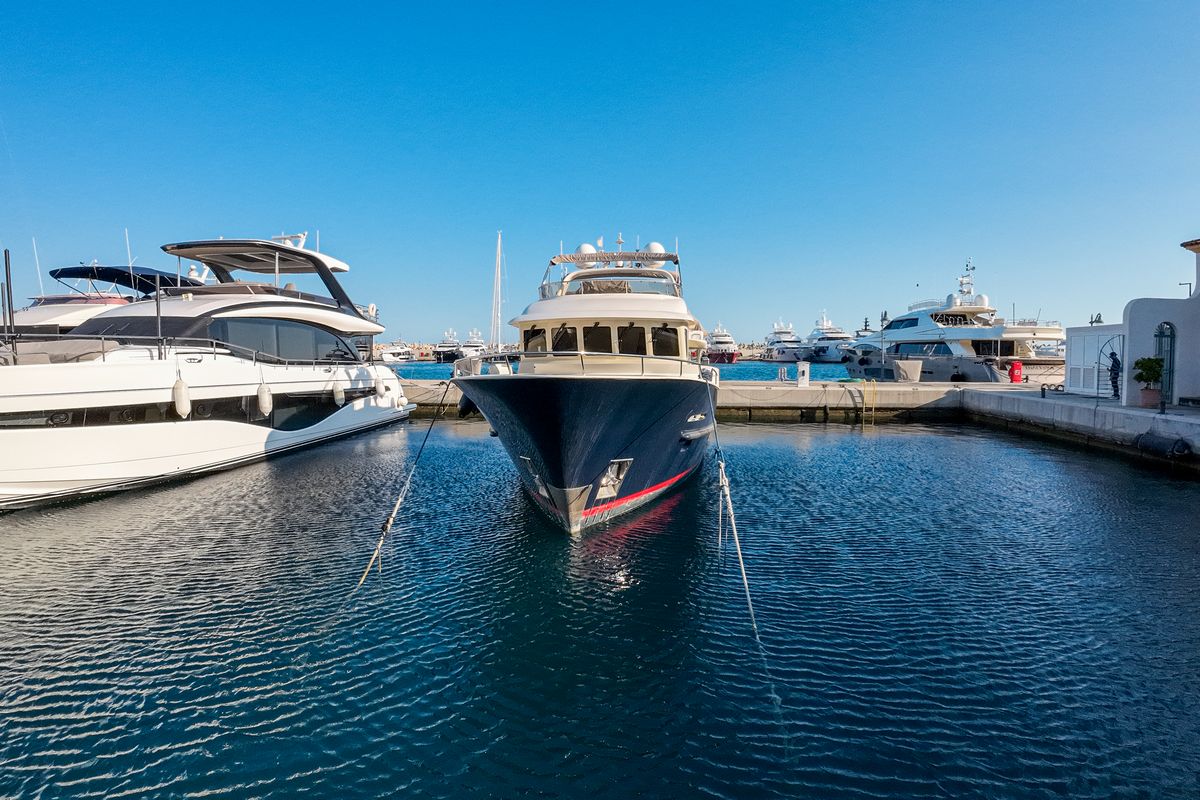 DE ALM DELFINO 60 yacht