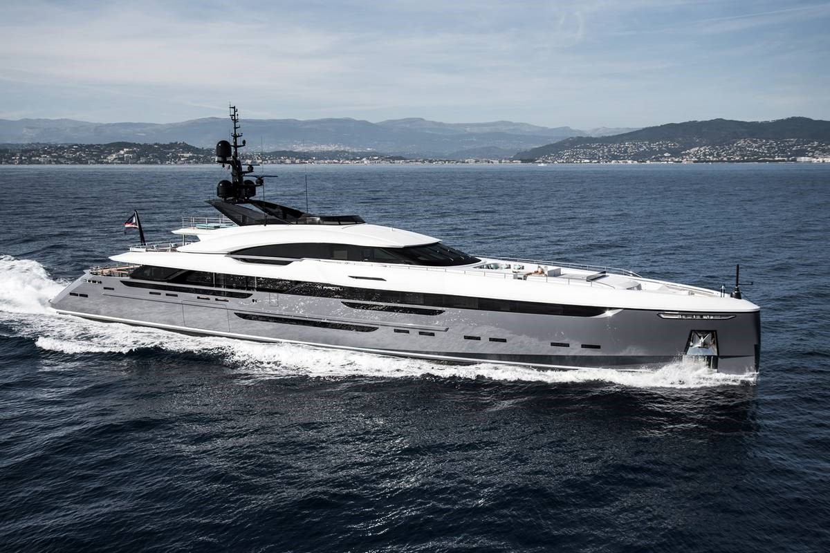 UTOPIA IV yacht