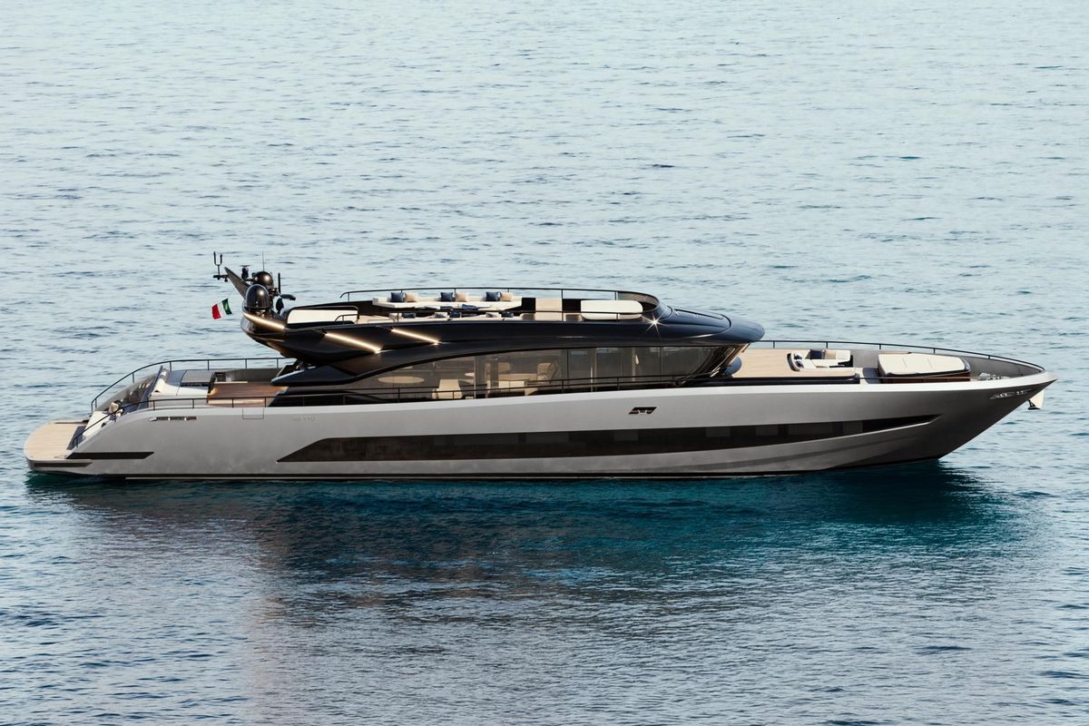 AB 110 yacht