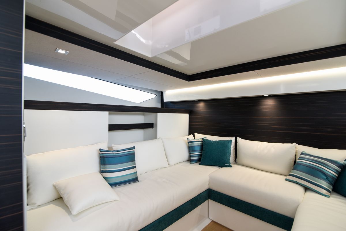 Fiart 39 Seawalker yacht