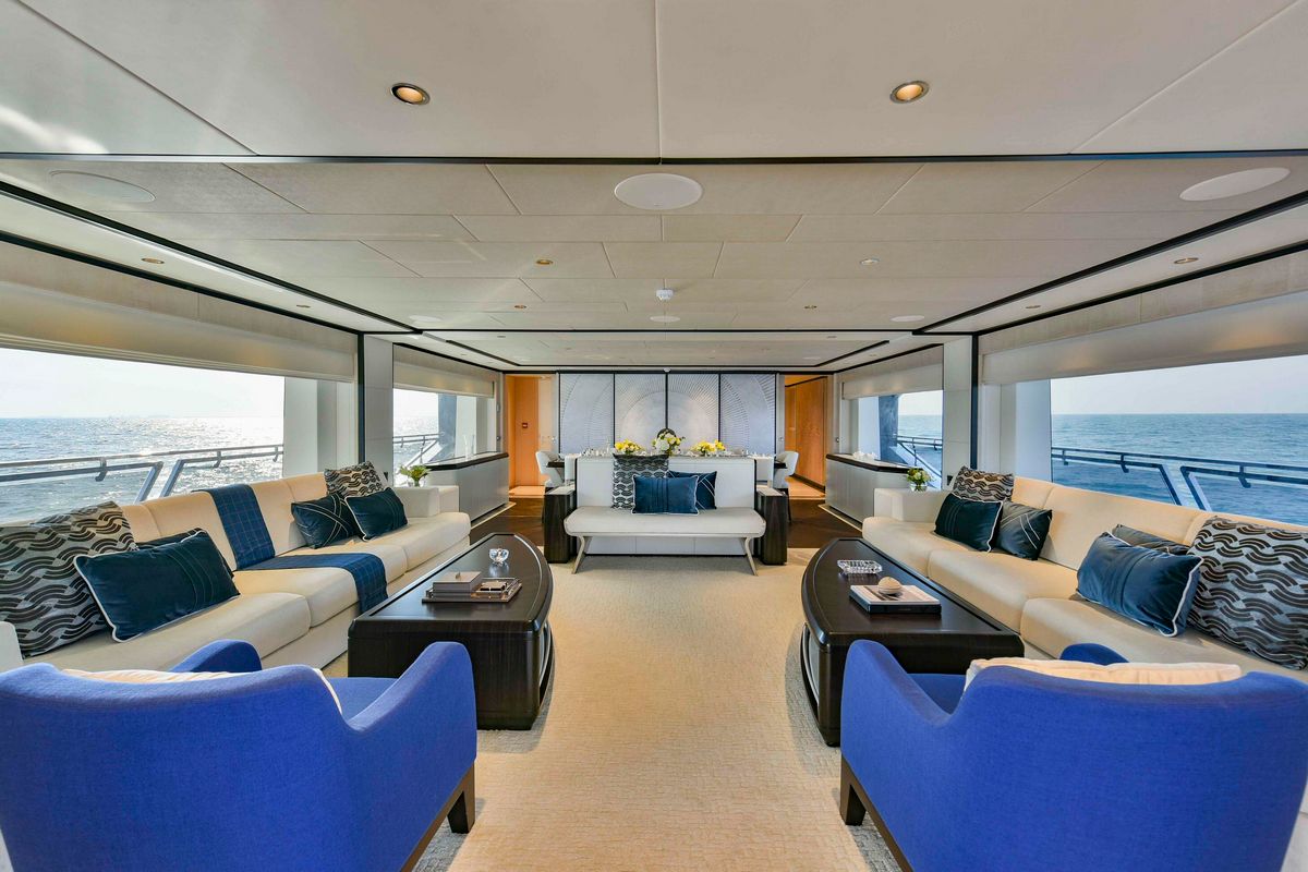 MAJESTY 120 yacht