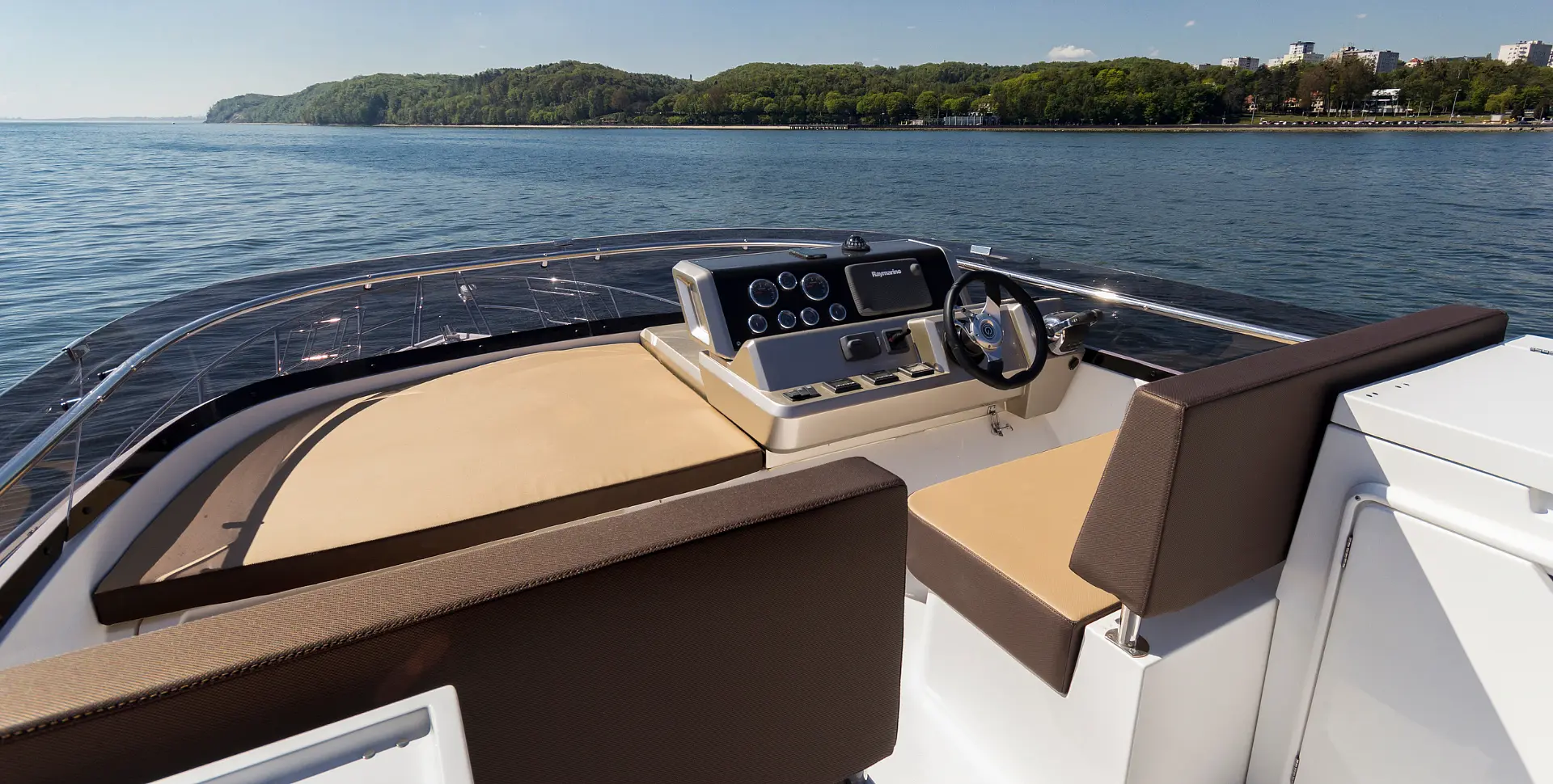 GALEON 420 FLY yacht