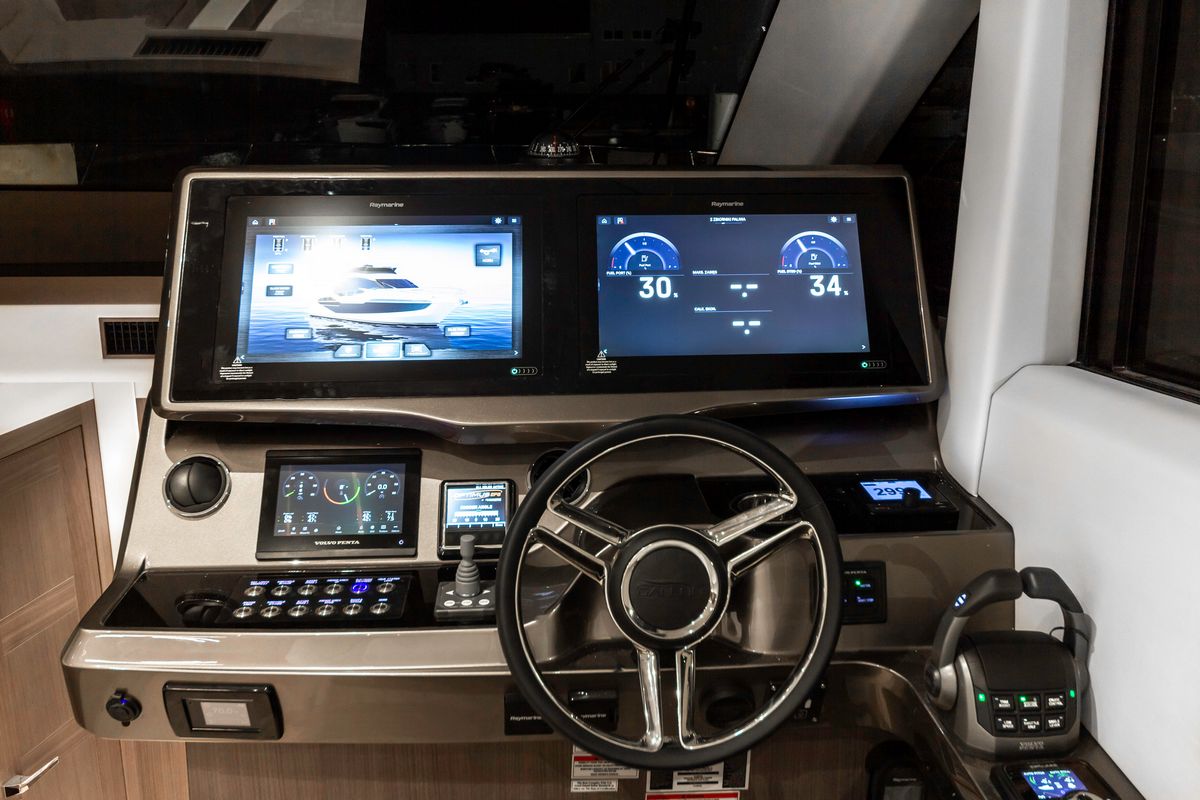 GALEON 480 FLY yacht