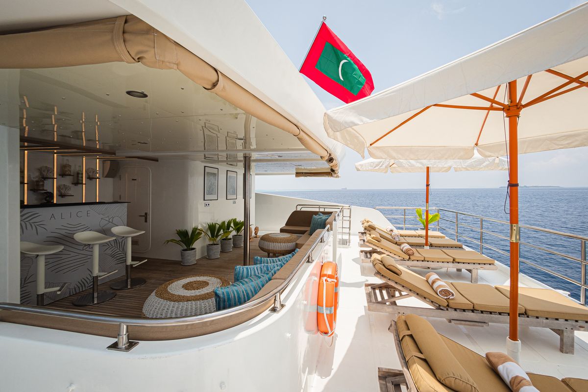 ALICE yacht