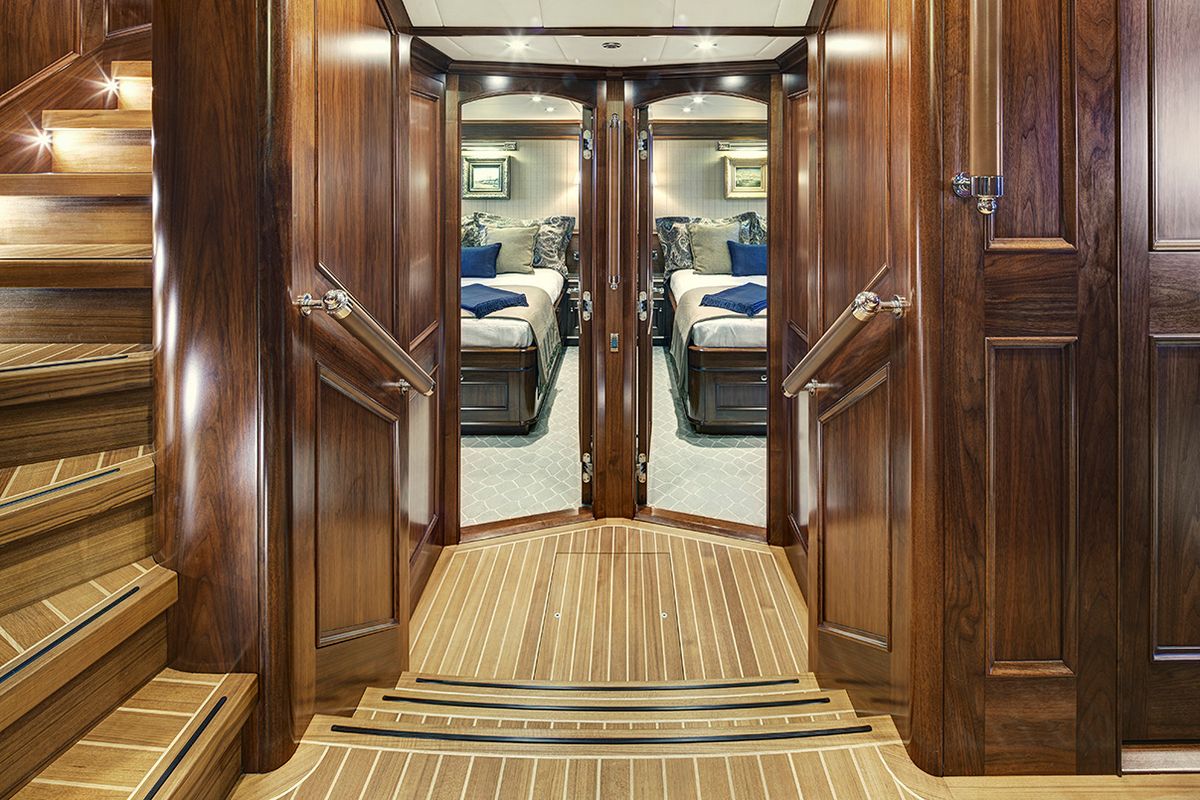 ENCORE yacht