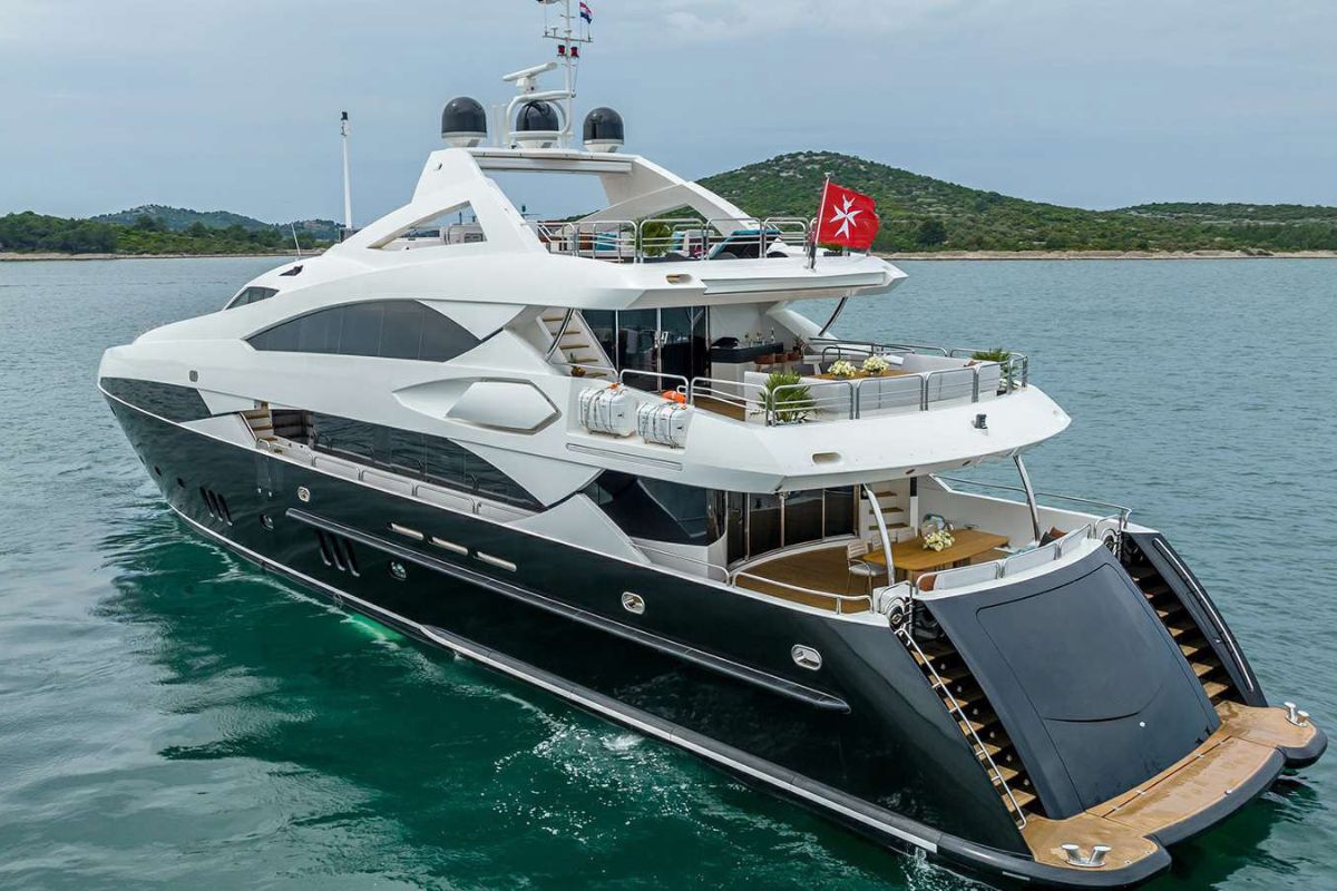 ANDROMEDA yacht