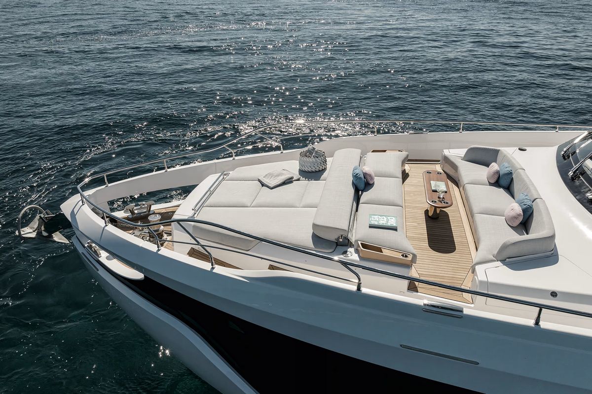AZIMUT GRANDE 26 M yacht