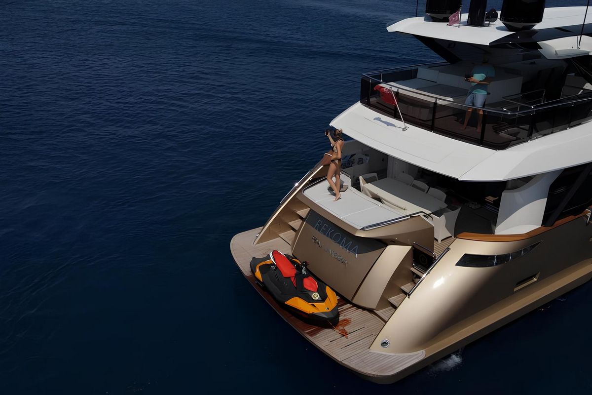 REKOMA yacht