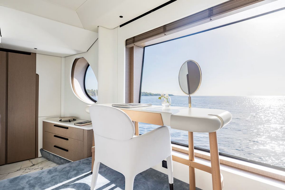 AZIMUT GRANDE 26 M yacht