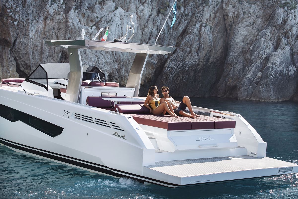 Fiart 43 Seawalker yacht