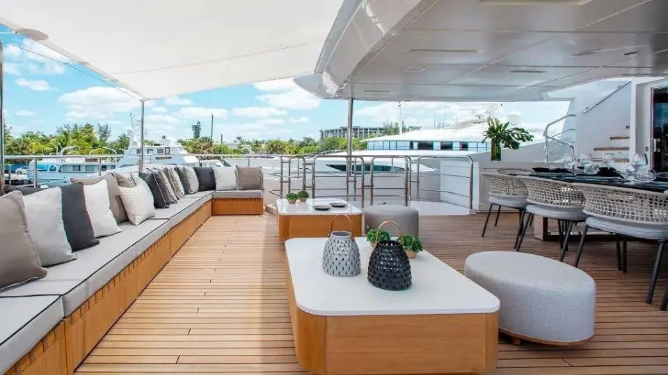 EMINA yacht
