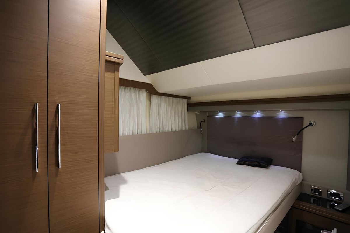 MARQUIS 630 SPORT yacht