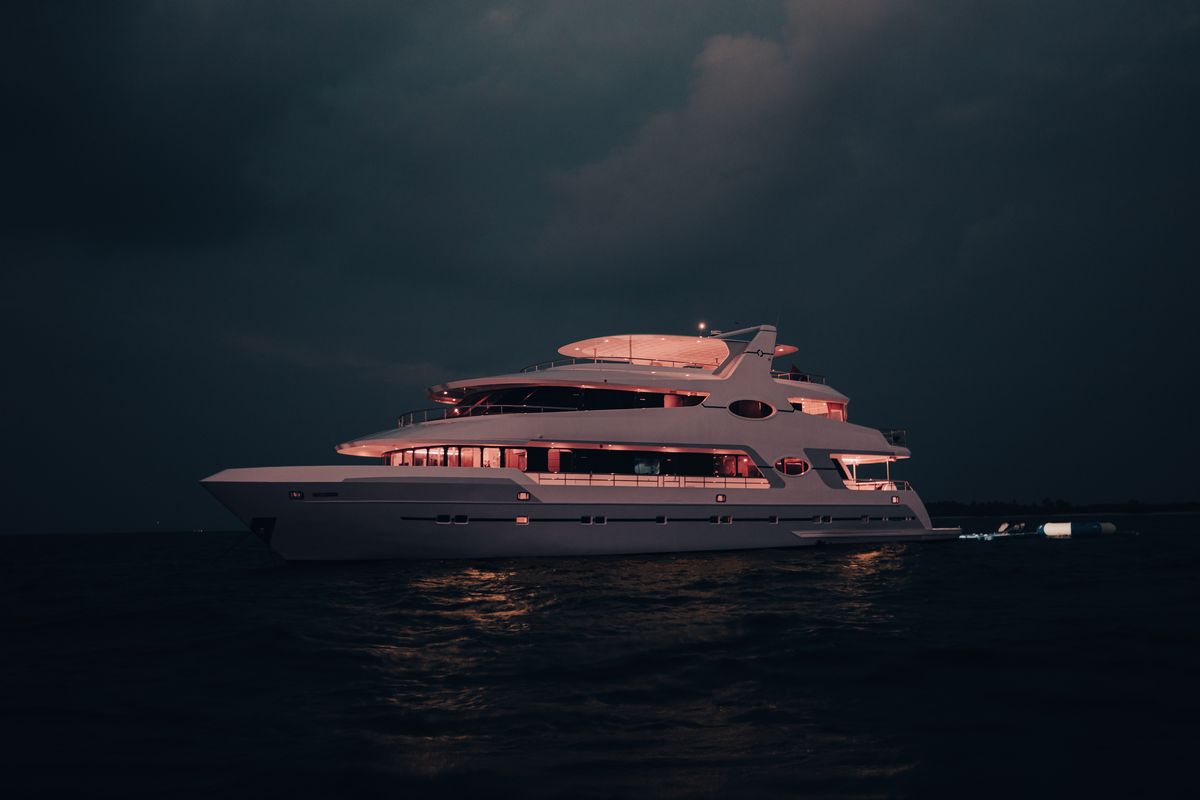 ALICE yacht