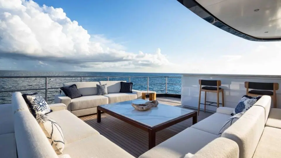 CALEX yacht