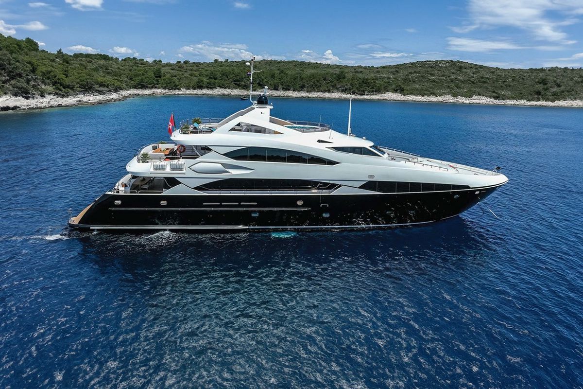 ANDROMEDA yacht