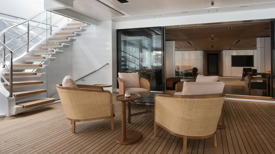 CLOUDBREAK yacht