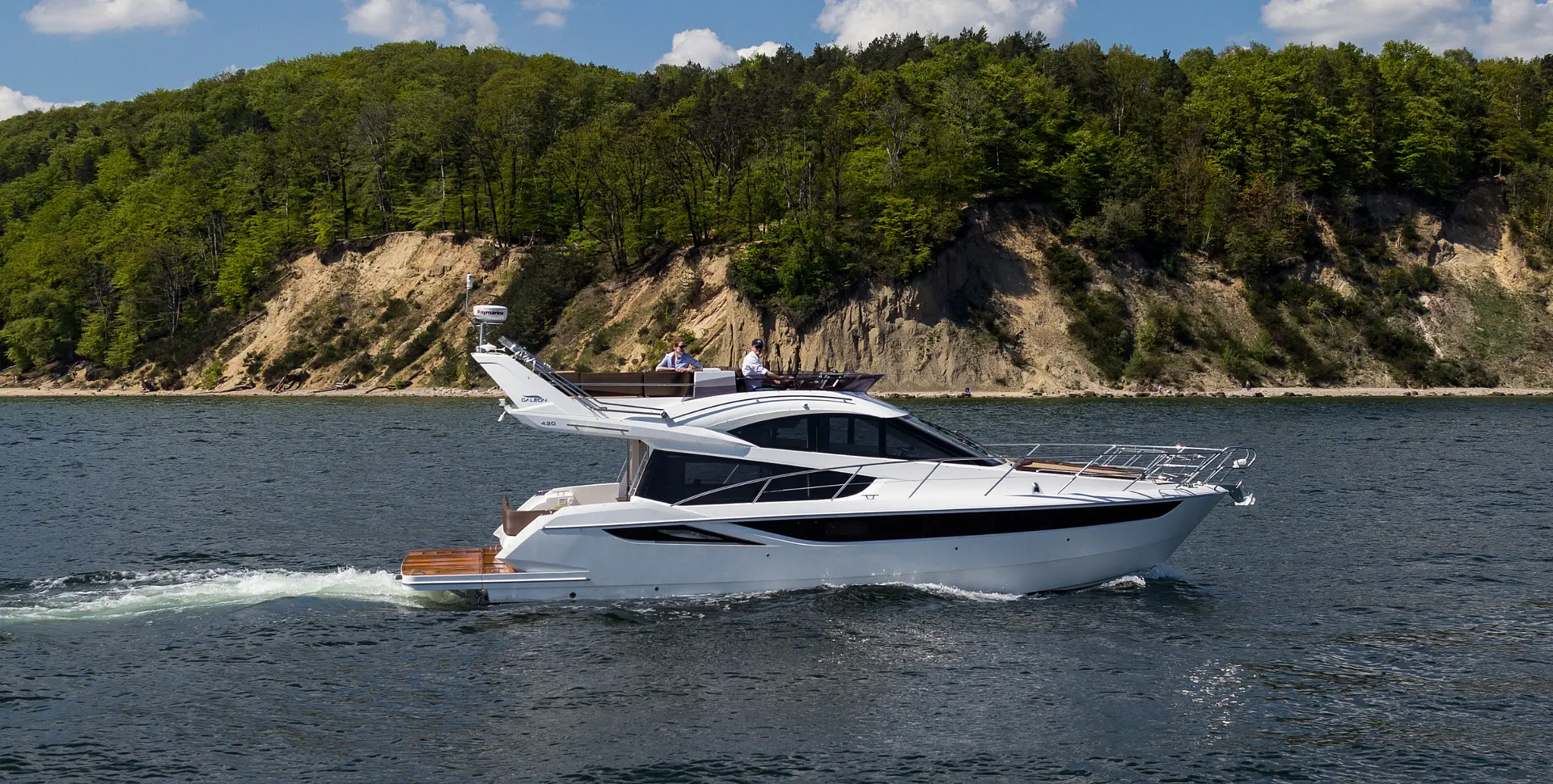 GALEON 420 FLY yacht