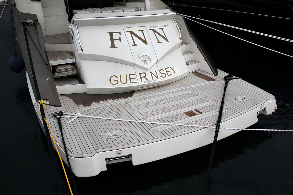 MARQUIS 630 SPORT yacht