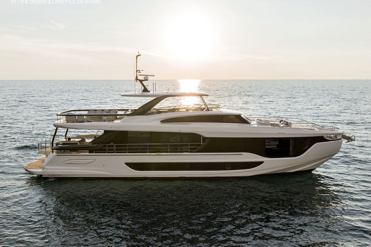 AZIMUT GRANDE 26 M yacht