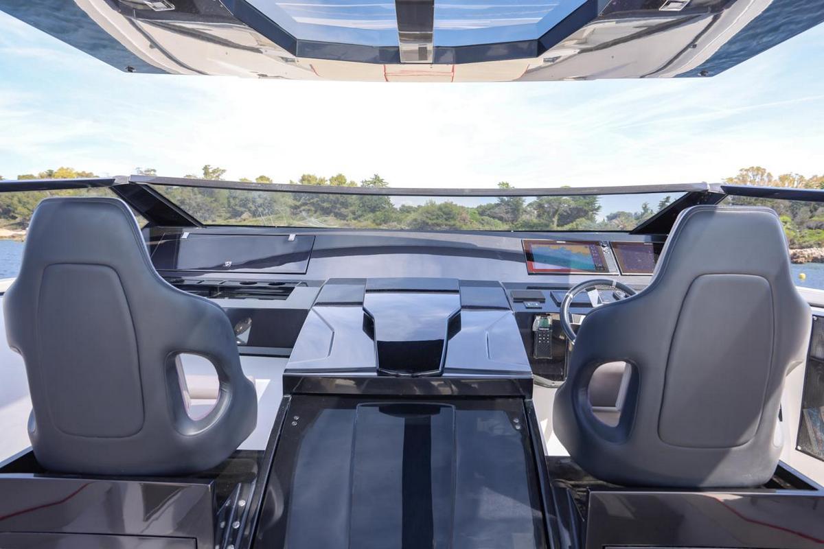 OKEAN 55 yacht