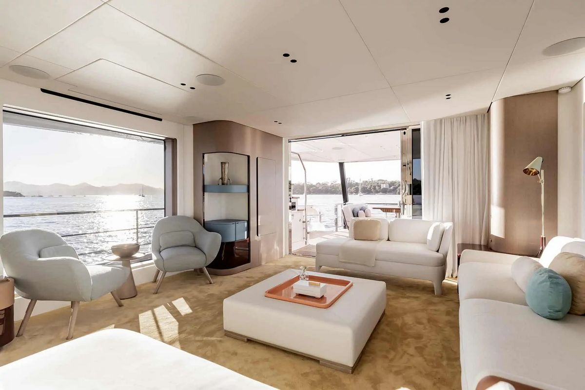 AZIMUT GRANDE 26 M yacht