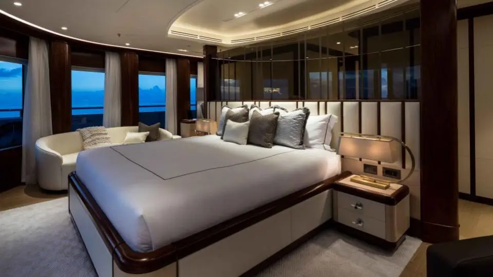 CALEX yacht