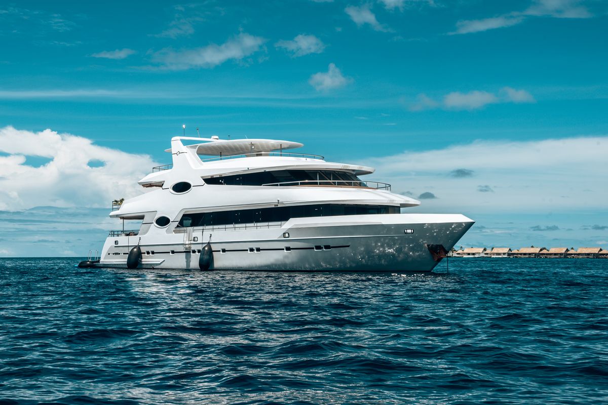 ALICE yacht