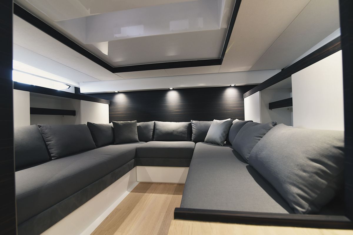 Fiart 39 Seawalker yacht