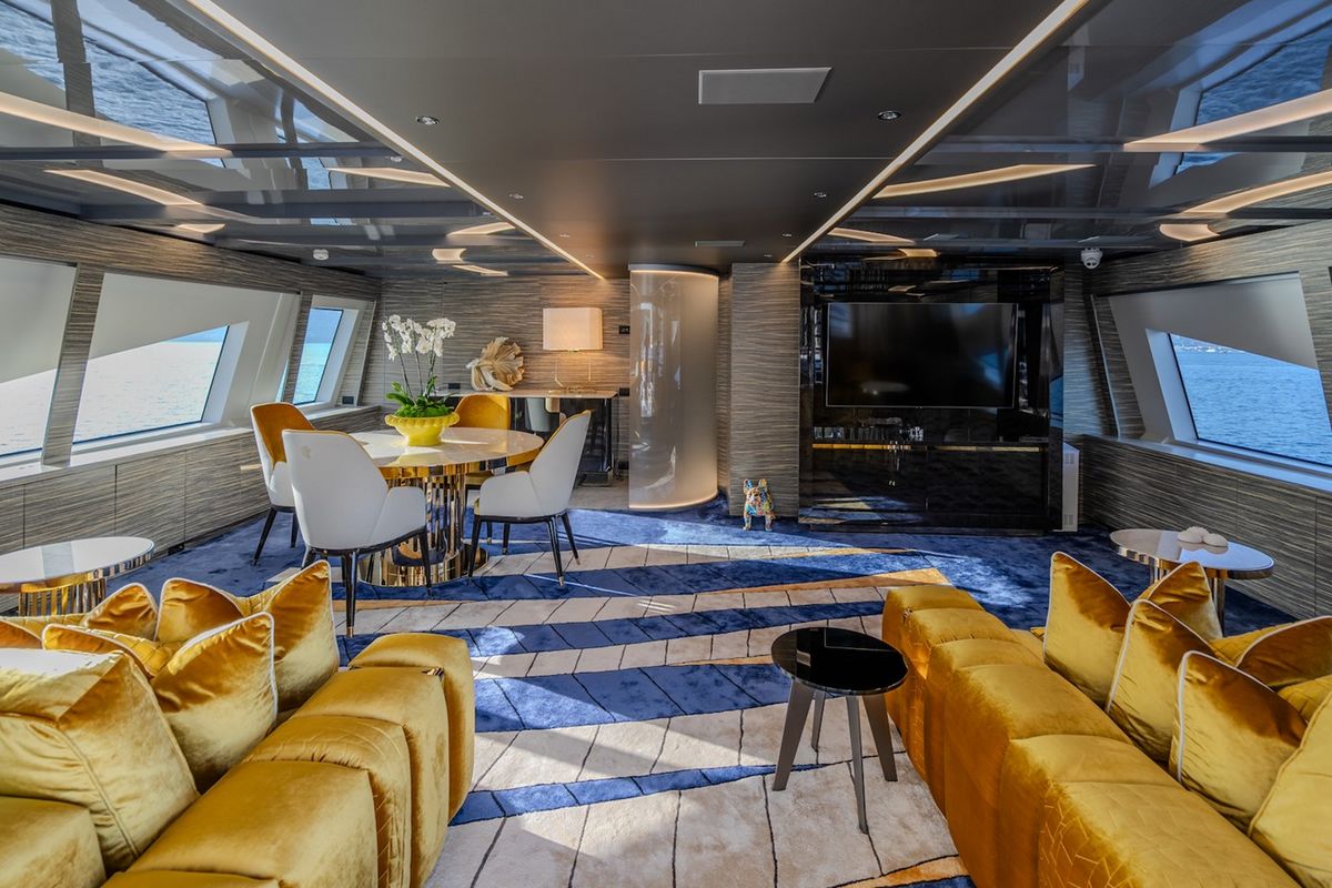 CHARISMA yacht