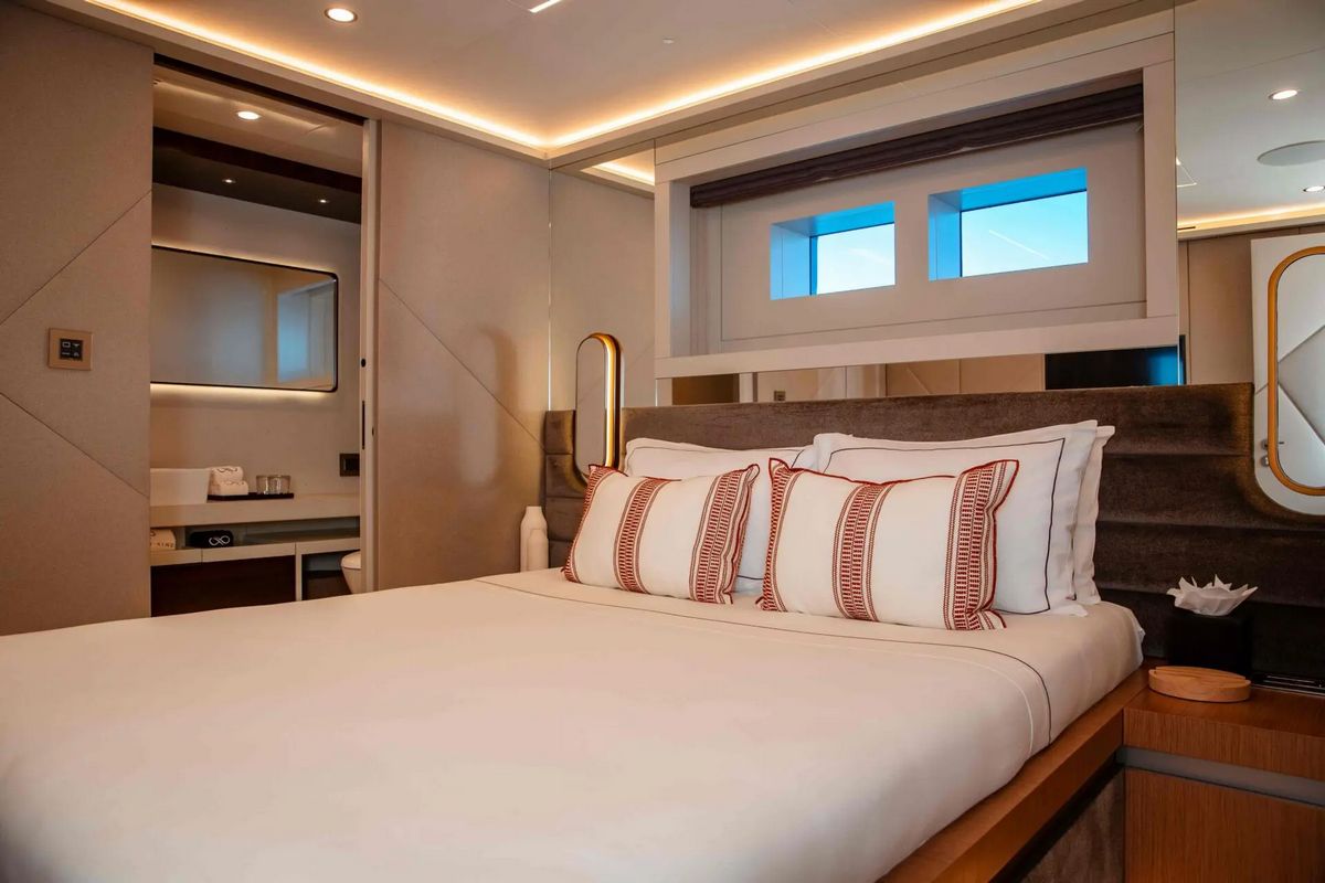 INFINITY NINE yacht
