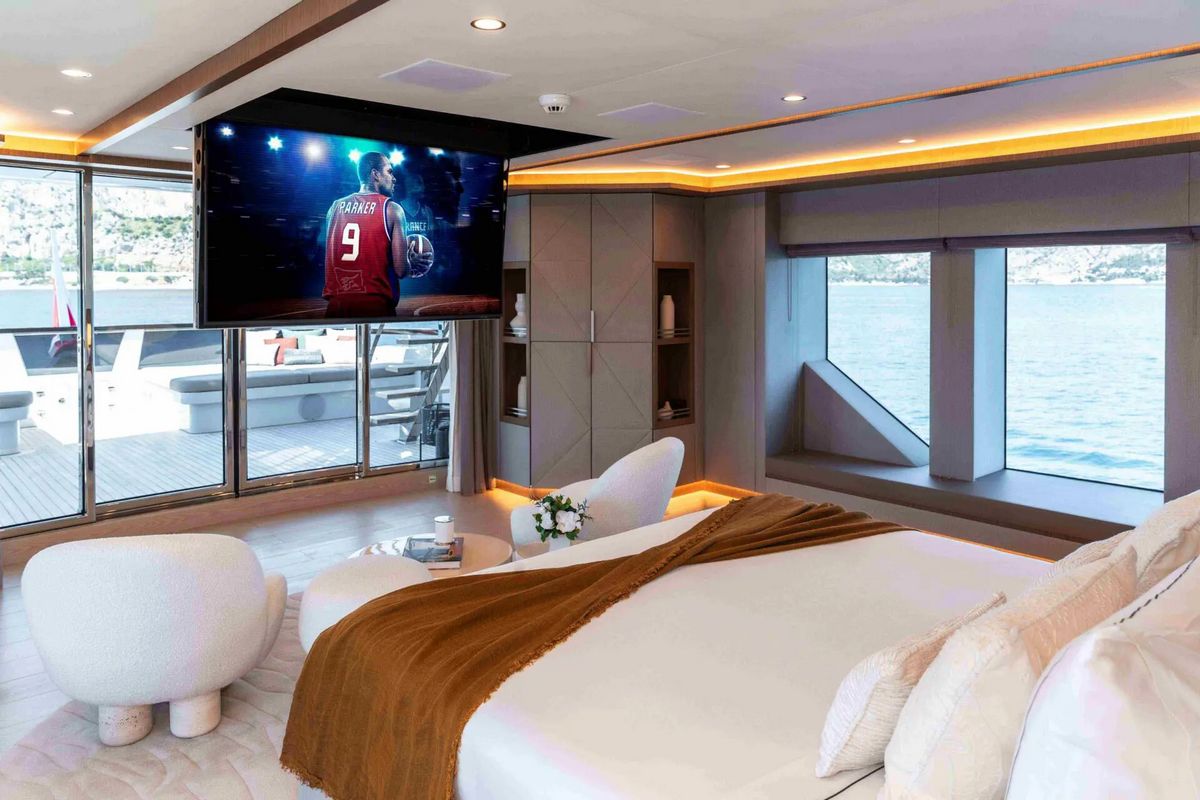 INFINITY NINE yacht