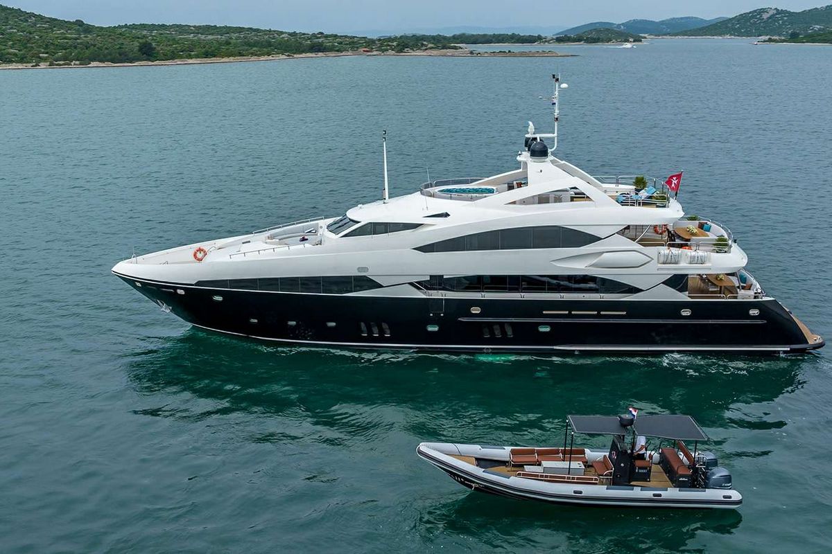 ANDROMEDA yacht
