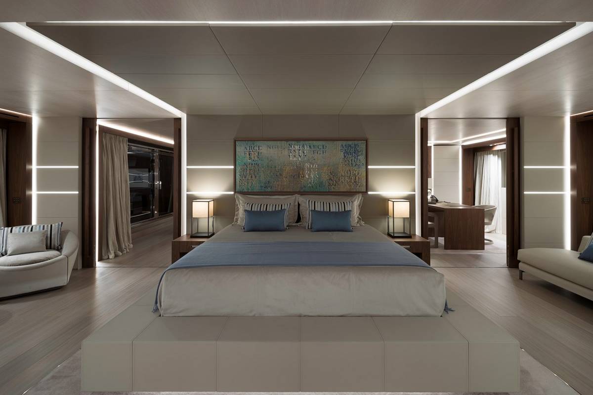 UTOPIA IV yacht