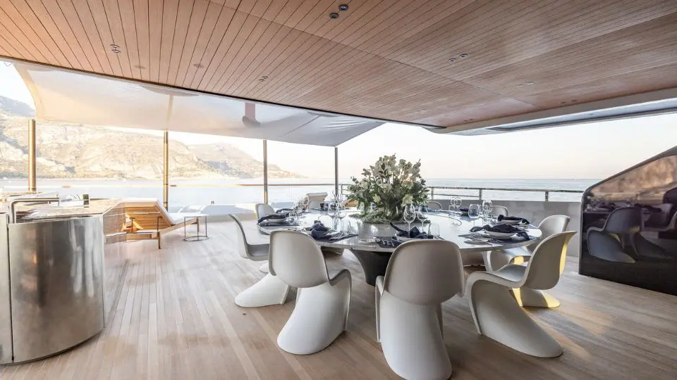 VIRTUOSITY yacht